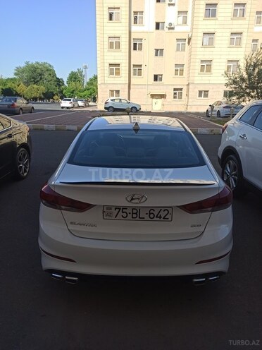 Hyundai Elantra 2017, 201,168 km - 1.4 l - Naxçıvan