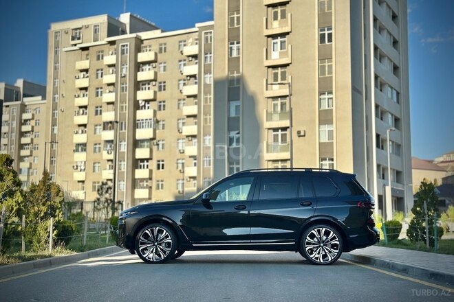 BMW X7 2023, 33,000 km - 3.0 l - Bakı