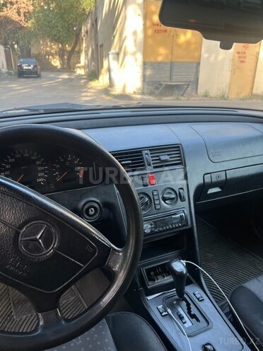 Mercedes C 180 2015, 455,000 km - 1.8 л - Bakı