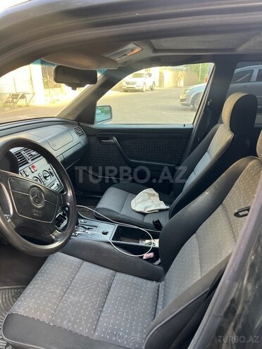 Mercedes C 180 2015, 455,000 km - 1.8 л - Bakı