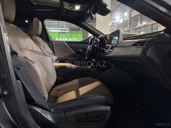 Lexus ES 300h 2022, 80,000 km - 2.5 l - Bakı