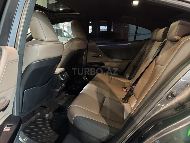 Lexus ES 300h 2022, 80,000 km - 2.5 l - Bakı