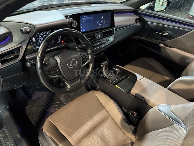 Lexus ES 300h 2022, 80,000 km - 2.5 l - Bakı