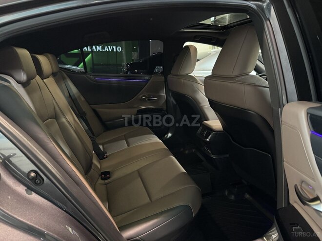 Lexus ES 300h 2022, 80,000 km - 2.5 l - Bakı