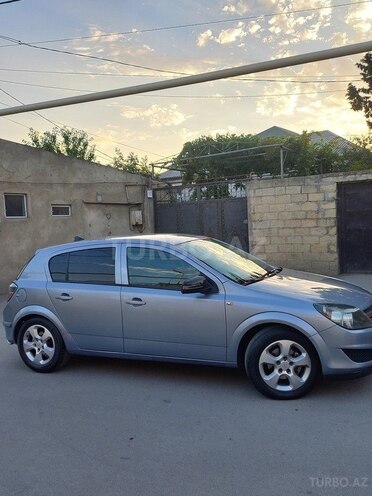 Opel Astra 2010, 275,000 km - 1.3 l - Bakı