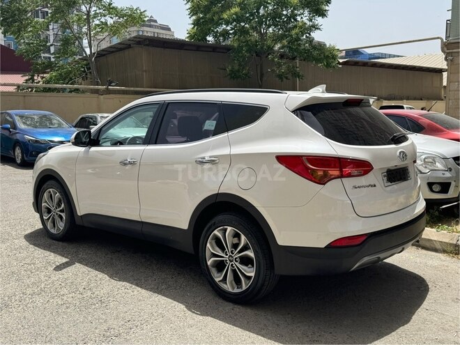 Hyundai Santa Fe-11