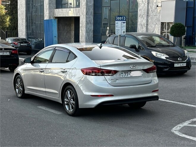 Hyundai Elantra 2016, 115,000 km - 2.0 л - Bakı