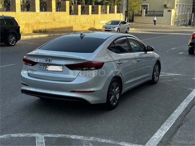 Hyundai Elantra 2016, 115,000 km - 2.0 л - Bakı