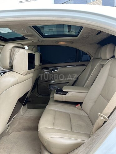 Mercedes S 550 2009, 230,000 km - 5.5 l - Bakı