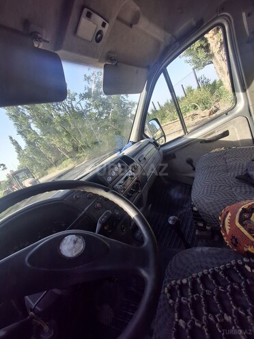 GAZ Sobol 2004, 300,000 km - 2.4 l - Quba