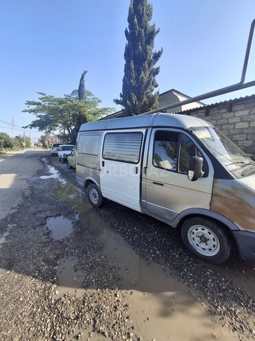 GAZ Sobol 2004, 300,000 km - 2.4 l - Quba