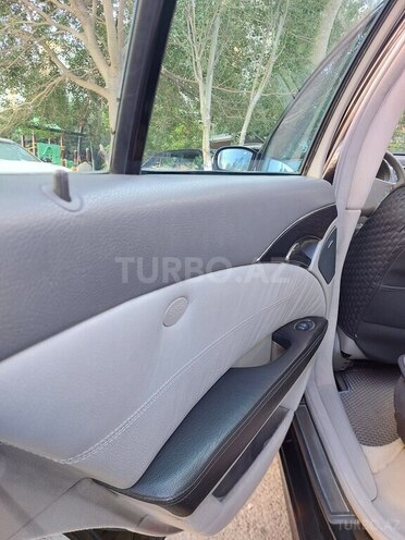 Mercedes E 220 d 2003, 380,000 km - 2.2 l - Bakı