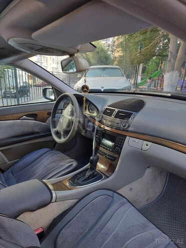 Mercedes E 220 d 2003, 380,000 km - 2.2 l - Bakı
