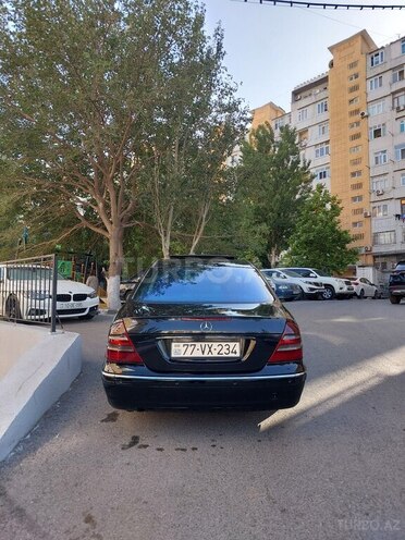 Mercedes E 220 d 2003, 380,000 km - 2.2 l - Bakı