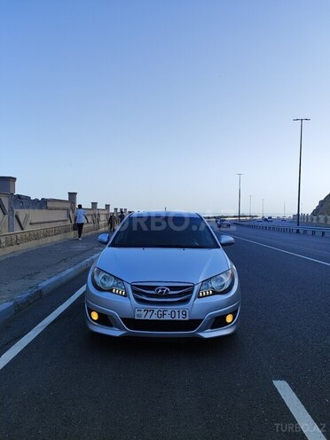 Hyundai Avante-1