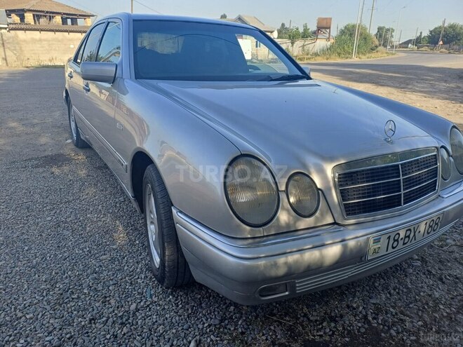 Mercedes E 240 1999, 530,733 km - 2.4 л - Sabirabad