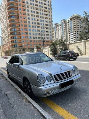Mercedes E 240 1998, 302,108 km - 2.4 l - Bakı