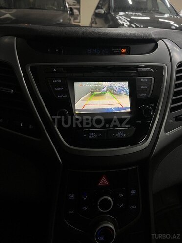 Hyundai Elantra 2015, 197,120 km - 1.8 l - Sumqayıt
