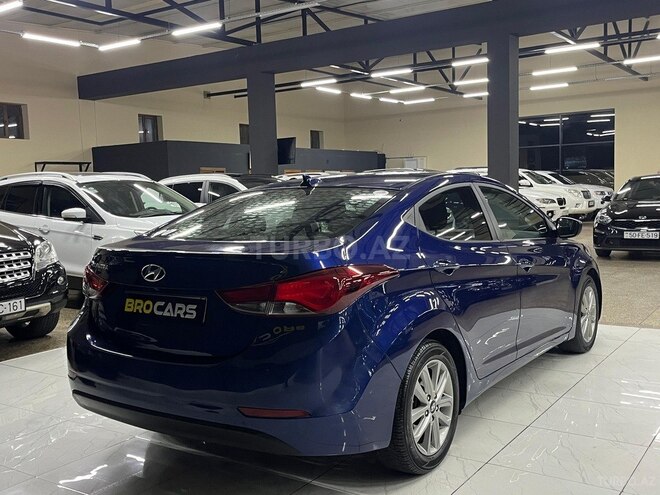 Hyundai Elantra 2015, 197,120 km - 1.8 l - Sumqayıt