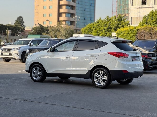 Hyundai ix35 2010, 189,000 km - 2.0 l - Bakı