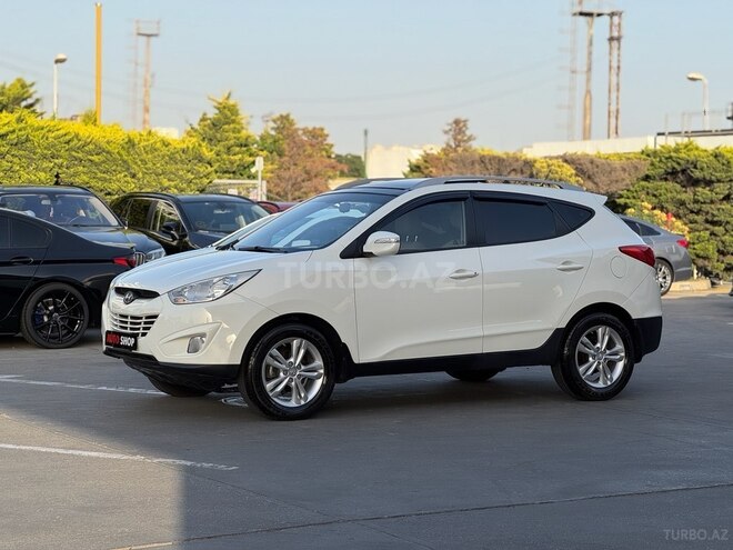 Hyundai ix35 2010, 189,000 km - 2.0 l - Bakı