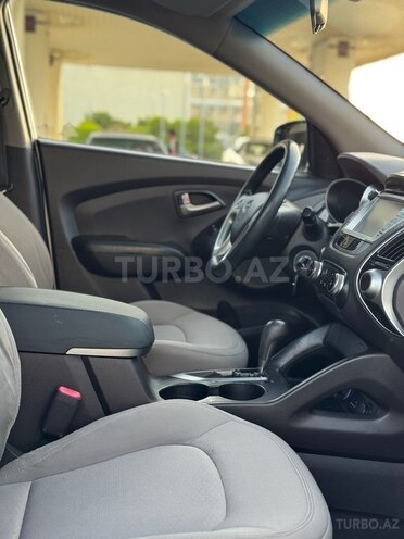 Hyundai ix35 2010, 189,000 km - 2.0 l - Bakı