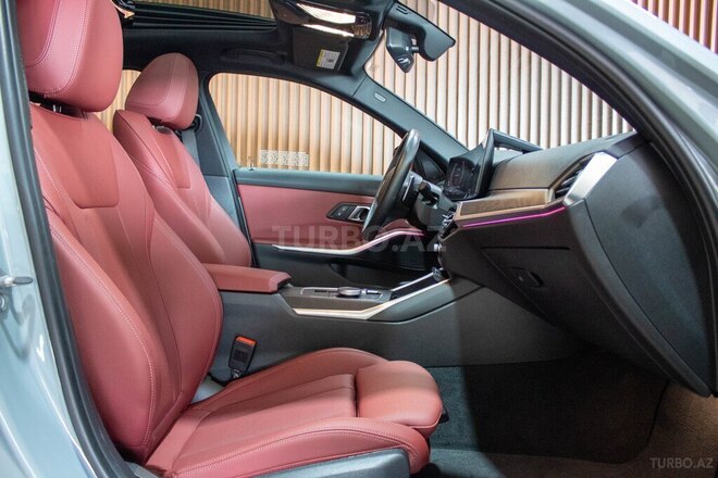 BMW 330-18
