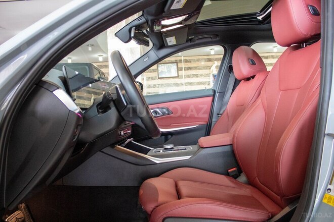 BMW 330-15