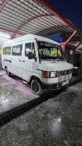 Mercedes 208 D 1993, 284,947 km - 2.3 л - Gəncə