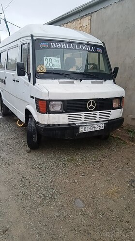 Mercedes 208 D 1993, 284,947 km - 2.3 л - Gəncə