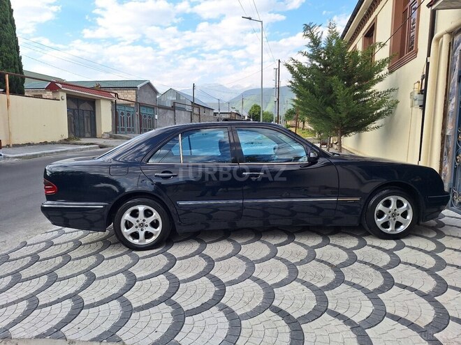 Mercedes E 220 d 1999, 558,580 km - 2.2 л - Şəki