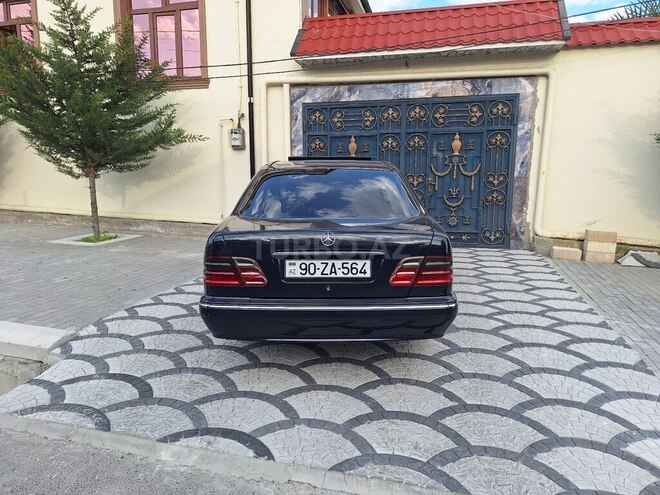 Mercedes E 220 d 1999, 558,580 km - 2.2 л - Şəki