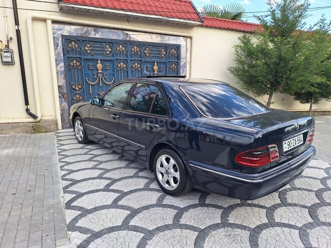 Mercedes E 220 d 1999, 558,580 km - 2.2 л - Şəki