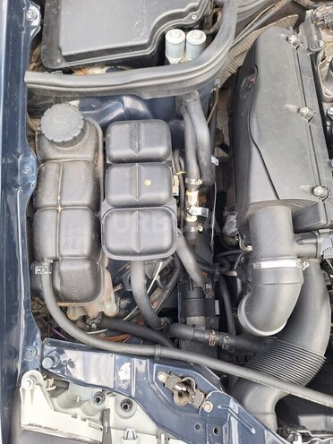 Mercedes E 220 d 1999, 558,580 km - 2.2 л - Şəki