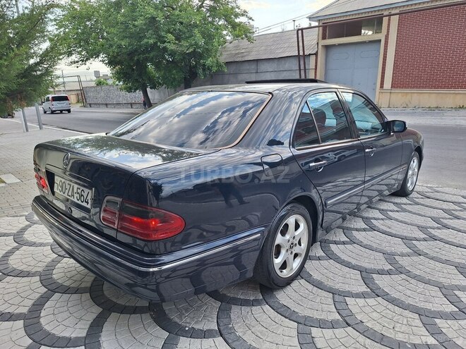 Mercedes E 220 d 1999, 558,580 km - 2.2 л - Şəki