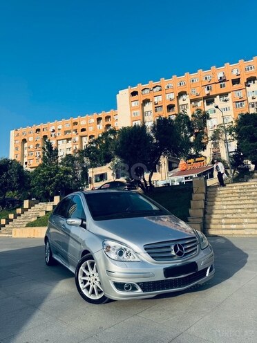 Mercedes B 170 2006, 235,684 km - 1.7 l - Bakı