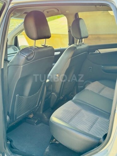 Mercedes B 170 2006, 235,684 km - 1.7 l - Bakı
