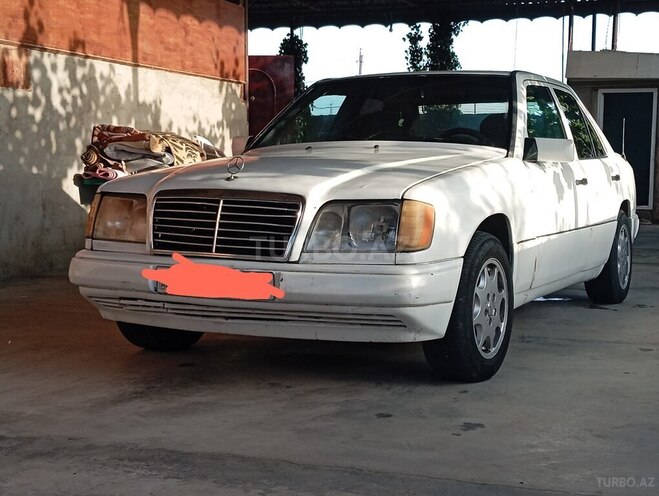Mercedes E 200 d 1988, 258,000 km - 2.0 l - Hacıqabul