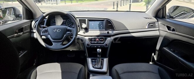 Hyundai Elantra 2018, 177,028 km - 2.0 l - Bakı