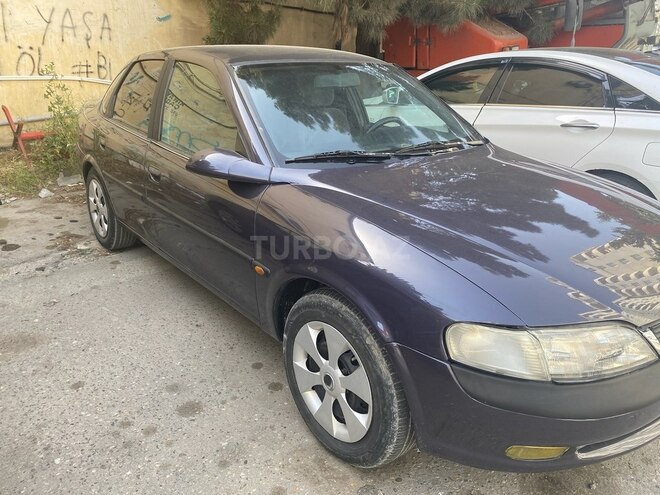 Opel Vectra 1996, 300,000 km - 1.6 l - Bakı