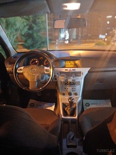 Opel Astra 2009, 127,000 km - 1.3 l - Sumqayıt
