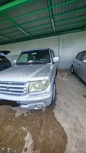 Mitsubishi Pajero io 2002, 269,000 km - 2.0 l - Gəncə