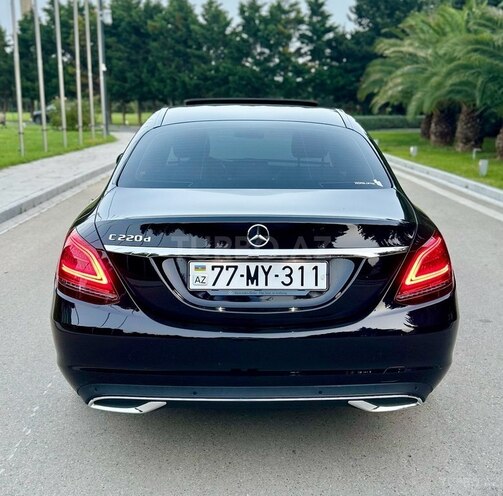 Mercedes C 200 d 2018, 97,000 km - 2.0 l - Bakı