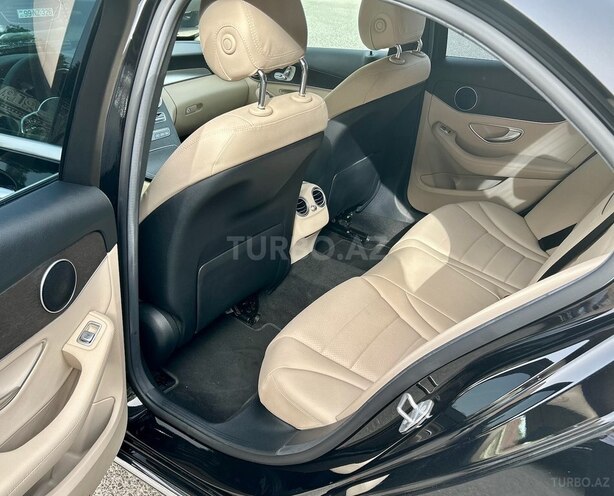 Mercedes C 200 d 2018, 97,000 km - 2.0 l - Bakı