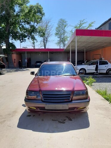 Mercedes C 180 1997, 280,000 km - 2.2 л - Gəncə