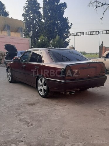 Mercedes C 180 1997, 280,000 km - 2.2 л - Gəncə