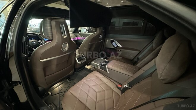 BMW 750e xDrive 2023, 12,000 km - 3.0 l - Bakı