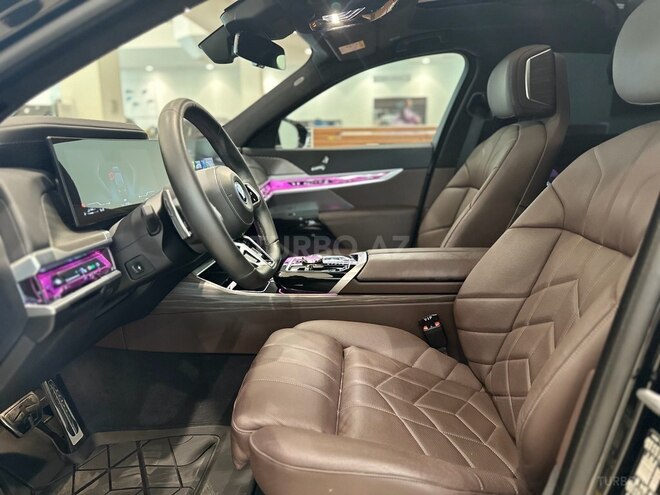 BMW 750e xDrive 2023, 12,000 km - 3.0 l - Bakı
