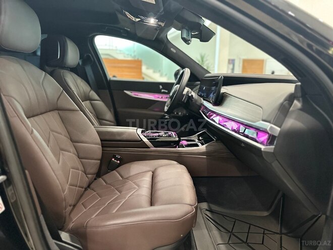 BMW 750e xDrive 2023, 12,000 km - 3.0 l - Bakı