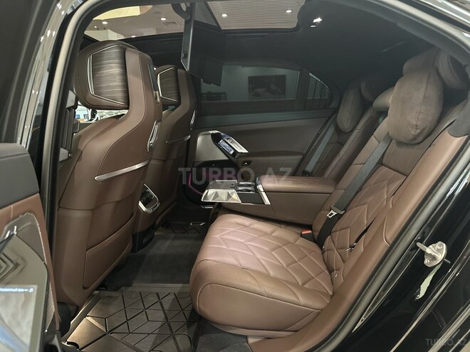 BMW 750e xDrive 2023, 12,000 km - 3.0 l - Bakı